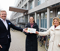 Silvio Rahr, Geschäftsführer „Wir für Gesundheit“, Stefanie Liske, Leiterin Stabsstelle Unternehmensentwicklung und Prozessmanagement, Dr. Kerstin Stachel, Kaufmännische Direktorin des Universitätsklinikums A.ö.R. Magdeburg